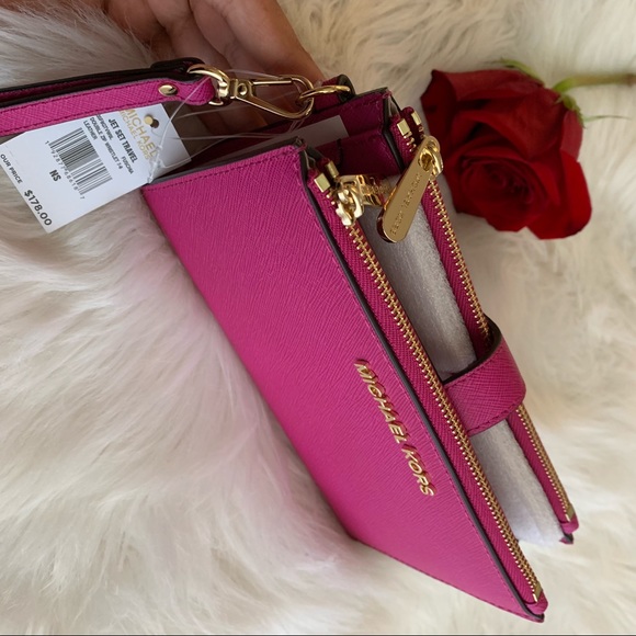 Last one 💓 new MK 3in one - Picture 2 of 4